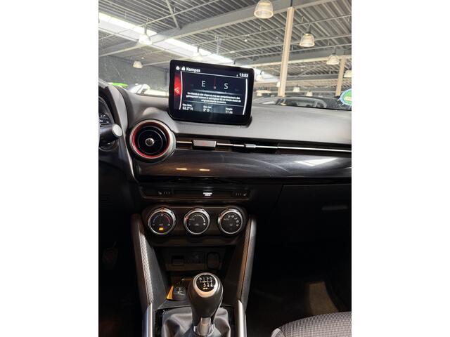 Mazda 2 1.5 Skyactiv-G Luxury Navigatie Airco