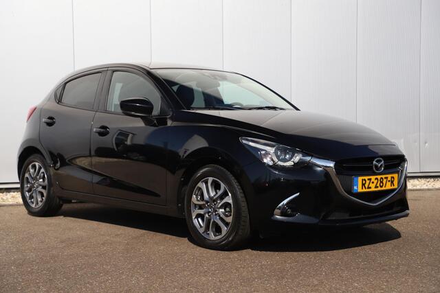 Mazda 2 1.5 Skyactiv-G GT-Luxury Automaat Half Leder Head Up Display Navigatie Carplay Achteruitrijcamera Stoelverwarming Clima Cruise Keyless Entry