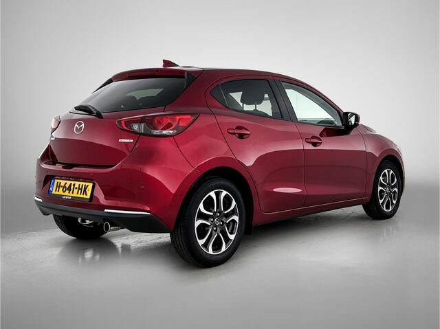 Mazda 2 1.5 Skyactiv-G Luxury | Afneembare Trekhaak | Navigatie | Climate |