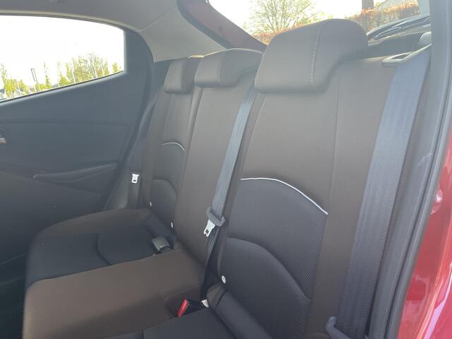 Mazda 2 1.5 Skyactiv-G Style Selected / ACHTERUITRIJCAMERA/ STOEL EN STUUR VERWARMING / CRUISE CONTROL