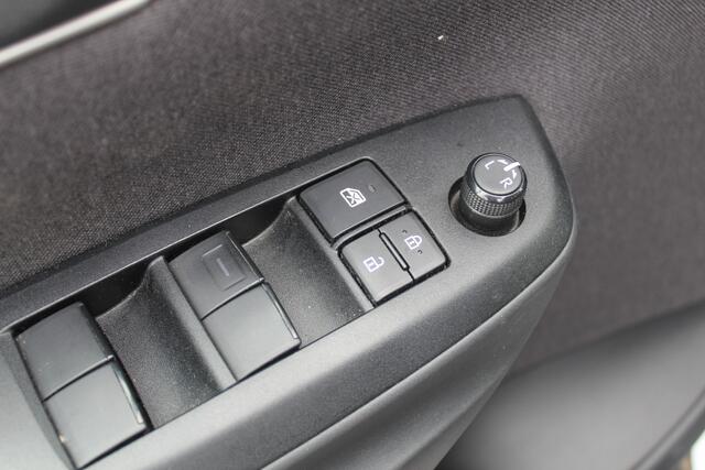 Mazda 2 Hybrid 1.5 Centre-line Stuurverwarming, achteruitrijcamera, stoelverwarming.