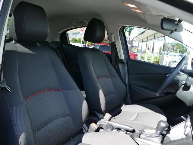 Mazda 2 1.5 Skyactiv-G Luxury | Achteruitrijcamera | Apple Carplay/Android Auto | Stoelverwarming | RIJKLAARPRIJS!