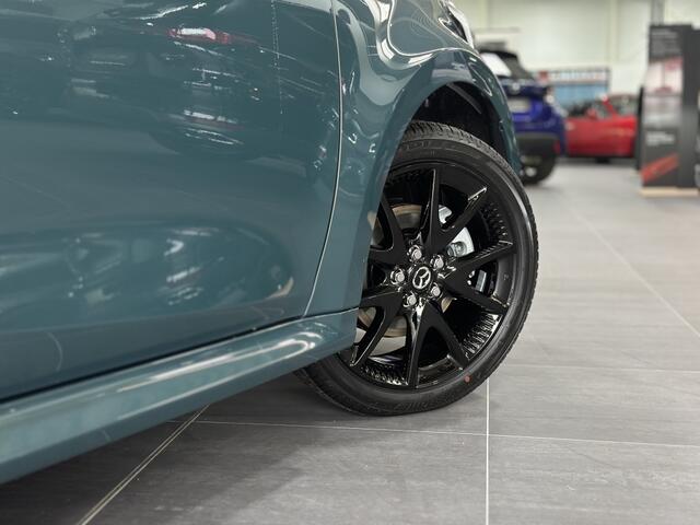 Mazda 2 Hybrid 1.5 Homura / Nieuwe kleur: Ferm Green