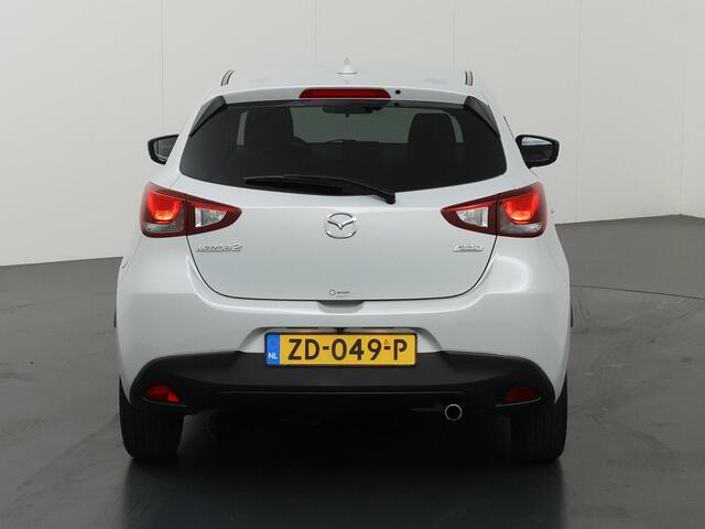 Mazda 2 1.5 Skyactiv-G Sport Selected | Navigatie | Cruise Control | Camera | Privacy Glas | DAB | Airconditioning | LED |