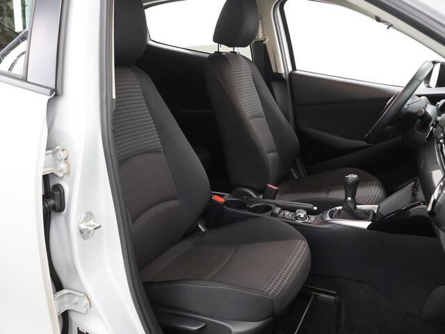 Mazda 2 1.5 Skyactiv-G Sport Selected | Navigatie | Cruise Control | Camera | Privacy Glas | DAB | Airconditioning | LED |