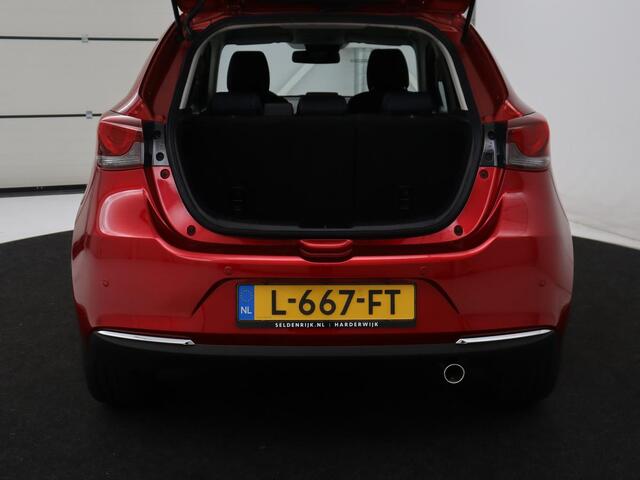 Mazda 2 1.5 Skyactiv-G Luxury | Stoel en stuurverwarming | Cruise control | Parkeersensoren | DAB | LM| Stoel en stuurverwarming | Cruise control | Parkeersensoren | DAB | LM