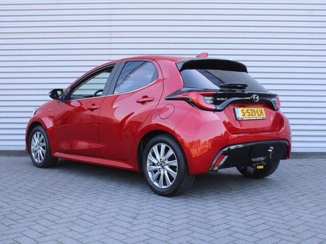 Mazda 2 Hybrid 1.5 Select | Trekhaak | Stuur-/stoelverwarming | Camera | HUD | Inductielader | Dodehoek detectie | Cruise adapt. | Clima | 16" LM |