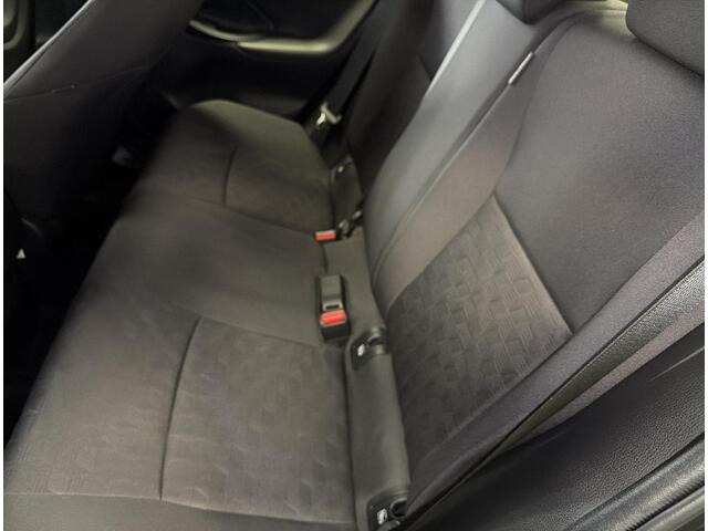 Mazda 2 Hybrid 1.5 Centre-line