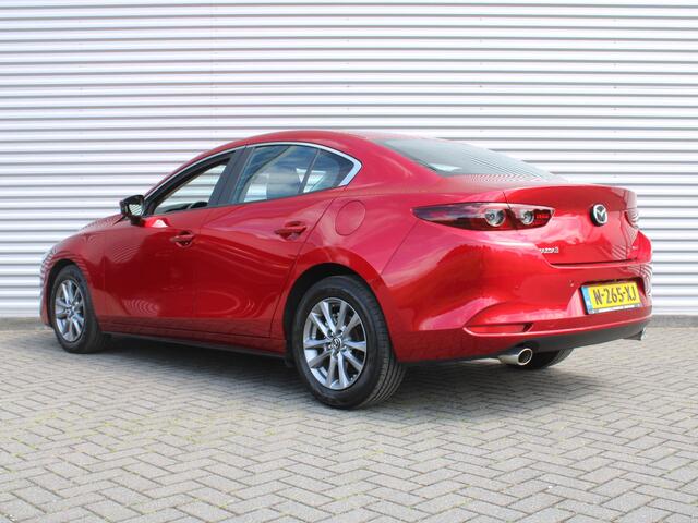 Mazda 3 2.0 e-SkyActiv-G M Hybrid 122 Comfort | Stuur-/stoelverwarming | Camera | Cruise adapt. | Clima | 16" LM | HUD | LED | Dodehoek detectie |