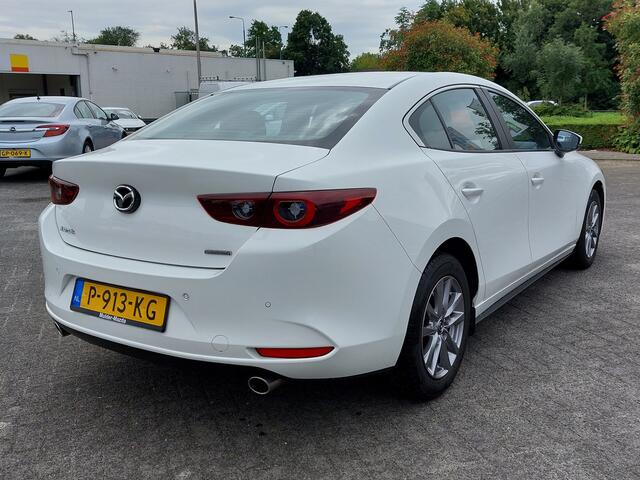 Mazda 3 2.0 e-SkyActiv-G M Hybrid 122pk | Origineel NL | Navi | Apple Carplay + Android Auto | Airco | Adap.Cruise | Led Koplampen | Pdc+Camera | Rijstrook+Licht+Regensensor | 16''lm