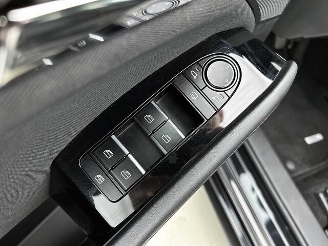 Mazda 3 2.0 e-SkyActiv-X M Hybrid 186 Homura Navigatie | Camera achter | Cruise contr. adaptief | PDC