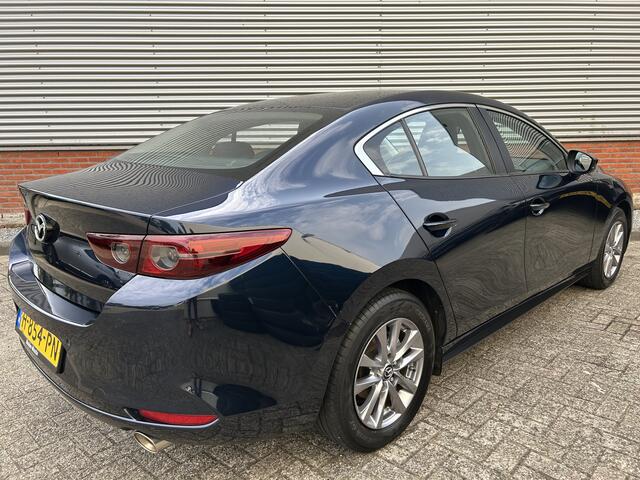 Mazda 3 2.0 e-SkyActiv-X M Hybrid 180 Comfort met Bose | Automaat | Head-up display | Navigatie |
