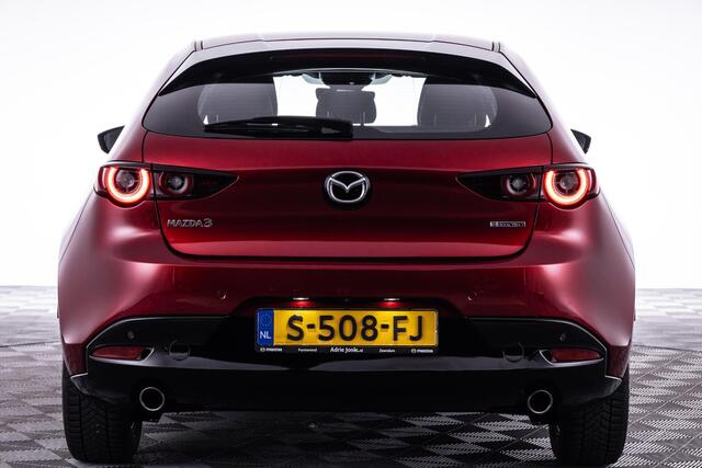 Mazda 3 2.0 e-SkyActiv-G M Hybrid 122 Comfort | APPLE CARPLAY | DODEHOEK DETECTIE | HEAD UP | ACHTERUITRIJCAMERA | ADAPTIEF CRUISE CONTROL | NED AUTO | * 6 JAAR FABRIEKSGARTANTIE |