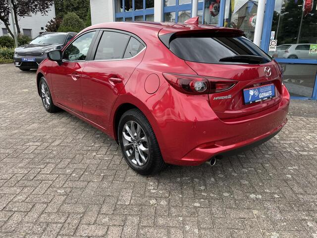 Mazda 3 2.0 SkyActiv-G 120 GT-M | Navigatie, Keyless, Head-Up Display, Parkeersensoren + Camera, Cruise & Climate Control, Stoel en Stuurverwarming, zeer luxe!