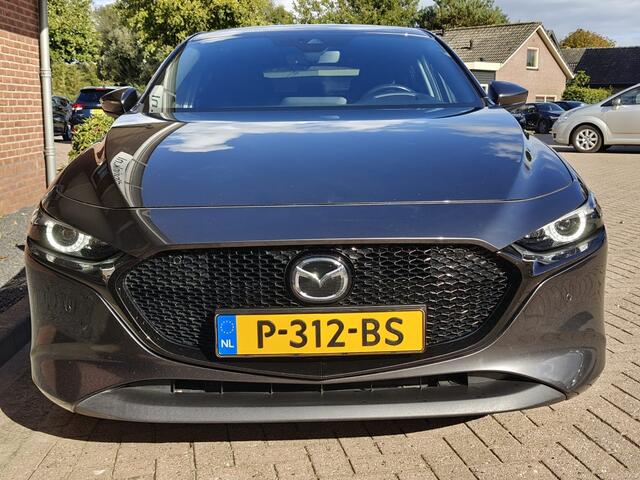 Mazda 3 2.0 e-SA-G Sportive 150PK / CAMERA / DEALER ONDERHOUDEN