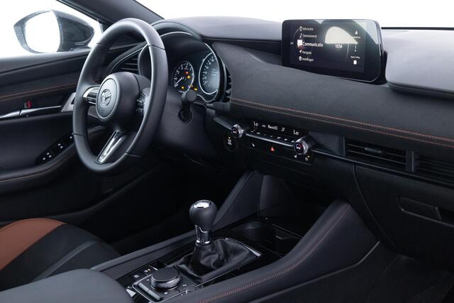 Mazda 3 2.5 e-SkyActiv-G M Hybrid 140 Nagisa NIEUW | 6 JAAR GARANTIE| BOUWJAAR 29-09-2025 | DIREKT RIJDEN |