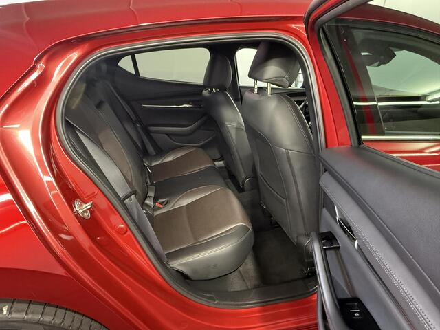 Mazda 3 2.0 e-SkyActiv-X M Hybrid 180 Luxury / Bose / NL auto / Leder / NAP / Navigatie