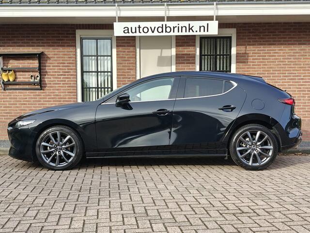 Mazda 3 2.0 SA-G Luxury, TREKHAAK / LEER / BOSE