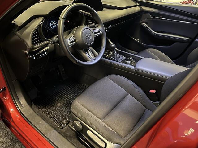 Mazda 3 Hatchback 2.0 e-SkyActiv-G 122PK M Hybrid Comfort 18inch Adaptive Cruise Head Up Display Camera Trekhaak