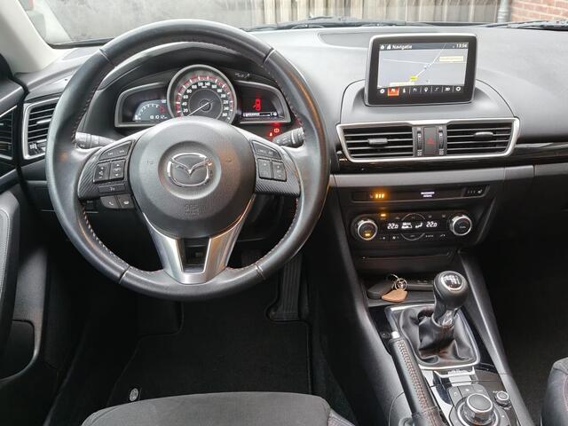 Mazda 3 2.0 GT-M Line, CAMERA / STOELVERWARMING