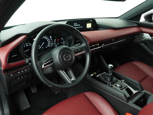 Mazda 3 e-Skyactiv X 186 Luxury | rood leer pakket | 1e eigenaar