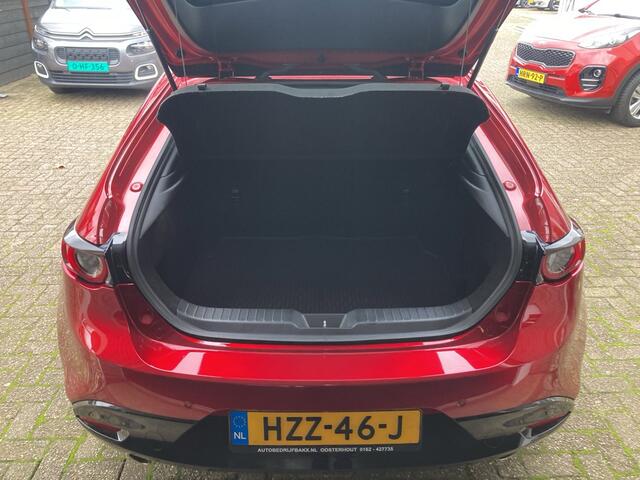 Mazda 3 2.0 SkyActiv 122pk Bose / Navi