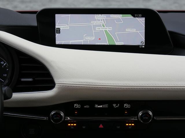 Mazda 3 2.0 150PK SPORTIVE/ LEER/ BOSE/ 18INCH/ NL-AUTO