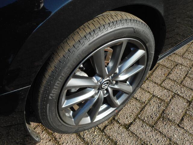 Mazda 3 2.0 e-SkyActiv-G M Hybrid 122 Comfort