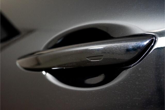 Mazda 3 2.0 e-SkyActiv-X M Hybrid 180 Luxury 187PK | NL AUTO+NAP | Bose | Leder | HUD | Elektr. Stoelen | VOL OPTIE! 12 MND Garantie