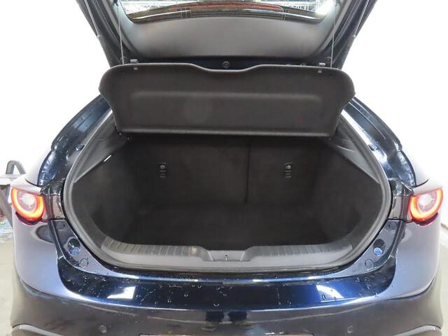 Mazda 3 2.0 E-SKYACTIV-X M HYBRID 186 HOMURA I P-CAMERA I ADAPTIVE CRUISE CONTROL I NAVIGATIE I CLIMATE CONTROL I APPLE CARPLAY