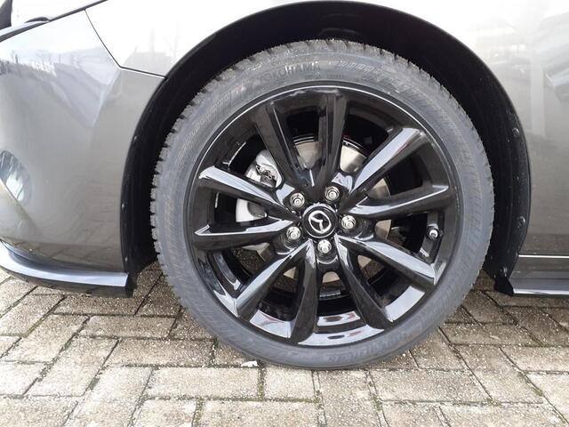 Mazda 3 2.0 e-SkyActiv-X M Hybrid 186 Nagisa | Rijklaar | Demo | Aero Pakket | All Season banden | BOSE |