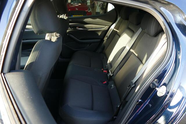 Mazda 3 2.0 e-SkyActiv-X M Hybrid 186 Exclusive-line | Camera | Apple-carplay | Stoelverwarming | Rijklaarprijs |