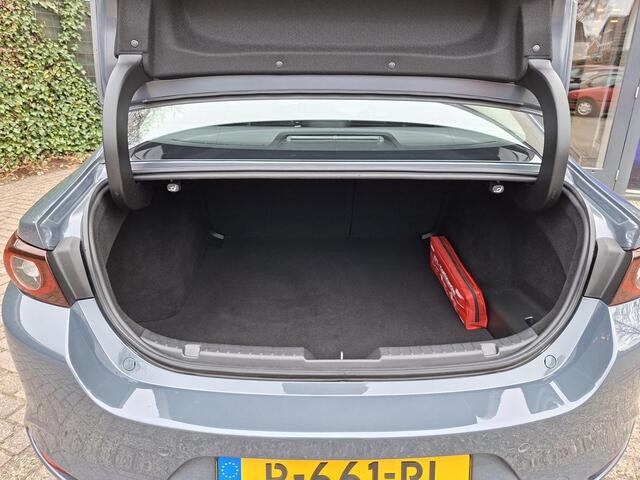 Mazda 3 2.0 e-SkyActiv-G M Hybrid 122 Comfort Aut.