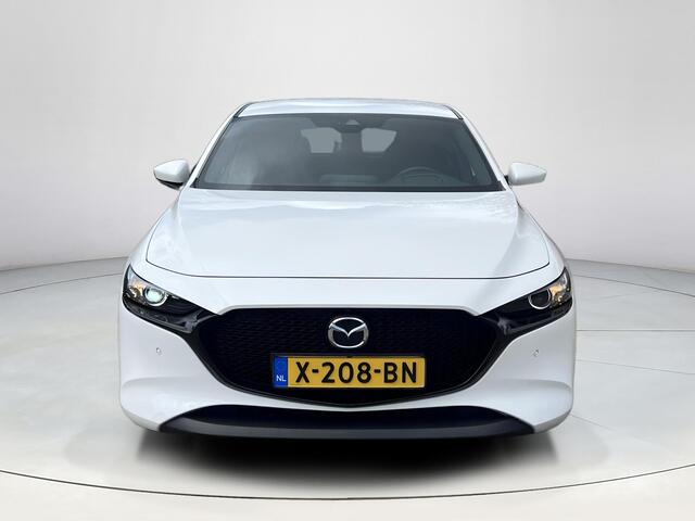 Mazda 3 2.0 e-SkyActiv-G M Hybrid 122 Luxury Apple Carplay / Android Auto | Navigatie | Adaptieve Cruise Control | 360 Camera | Stoel / Stuurverwarming | Dodehoek Assistentie | Lichtmetaal | LED-Verlichting |