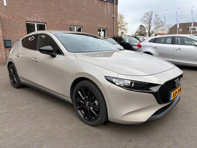 Mazda 3 2.5 e-SkyActiv-G M Hybrid HOMURA 140PK! AUTOAAT/