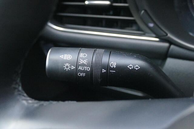 Mazda 3 2.0 e-SkyActiv-X M Hybrid 180 Sportive | HEAD-UP | 360* CAMERA | RIJKLAARPRIJS |