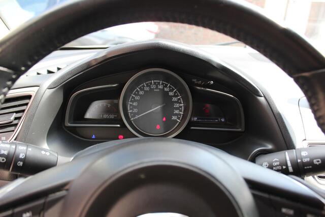 Mazda 3 2.0 SkyActiv-G 120 SkyLease Navigatie, Winterpack, PDC V+A, LED, Cruise Control, LMV, All Weather