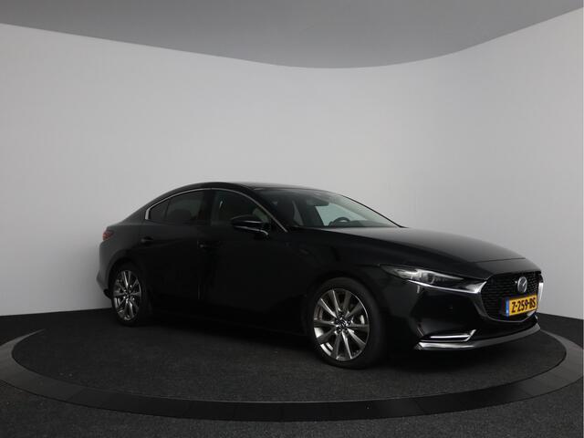 Mazda 3 2.0 e-SkyActiv-X M Hybrid 180 Luxury 360° Camera | Head up display