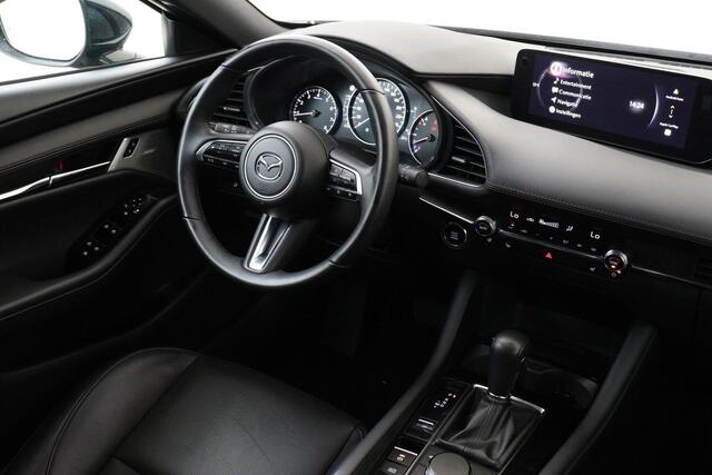 Mazda 3 2.5 E-SKYACTIV-G M HYBRID 140 TAKUMI -BOSE|360°CAM|HEAD-UP DISP.|LEDER|POWER-SEATS|STOEL/STUURVERW.|ADAP.CRUISE|BLIS|PRIVACY.GLAS|KEYLESS|18"