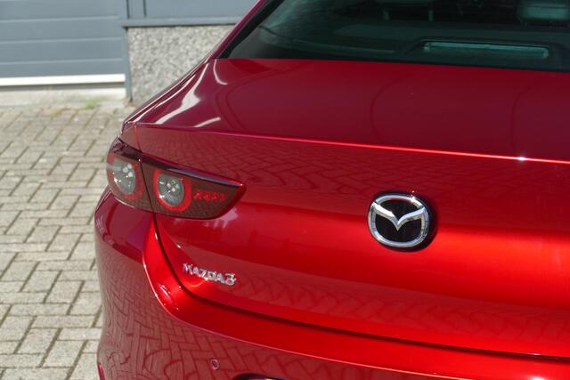 Mazda 3 2.0 e-SkyActiv-X M Hybrid 186 Luxury | TREKHAAK | LEER | BOSE | ADAPT. CRUISE | RIJKLAARPRIJS |