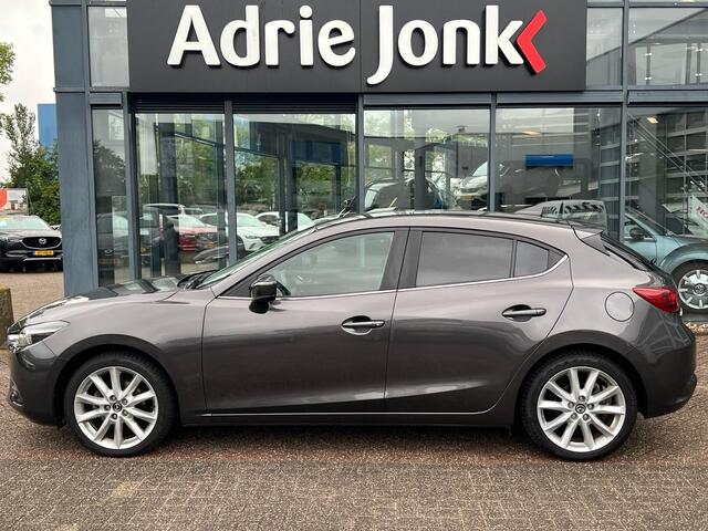 Mazda 3 2.0 SkyActiv-G 120 GT-M | LEDER | CAMERA | BOSE AUDIO | NAVIGATIE | NED AUTO | DEALER ONDERHOUDEN | STOEL + STUURVERWARMING | ACC |