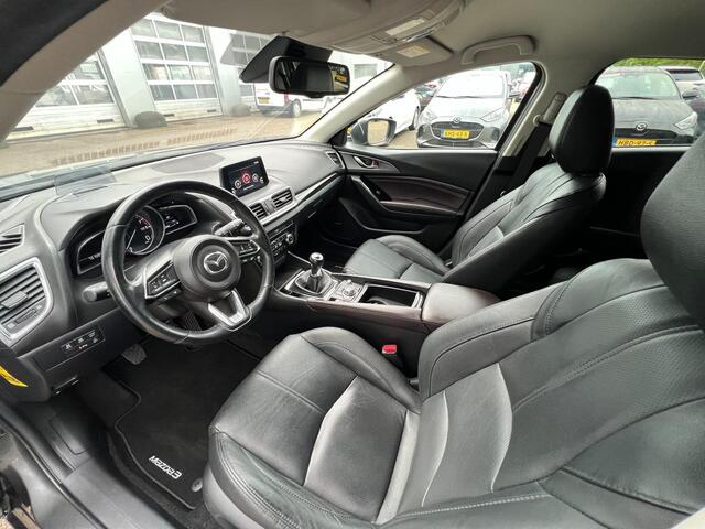 Mazda 3 2.0 SkyActiv-G 120 GT-M | LEDER | CAMERA | BOSE AUDIO | NAVIGATIE | NED AUTO | DEALER ONDERHOUDEN | STOEL + STUURVERWARMING | ACC |