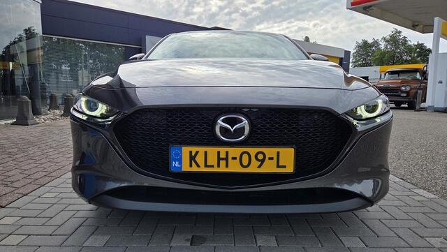 Mazda 3 2.5 e-SkyActiv-G M Hybrid 140 Takumi