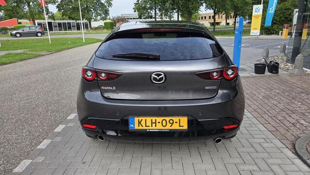 Mazda 3 2.5 e-SkyActiv-G M Hybrid 140 Takumi