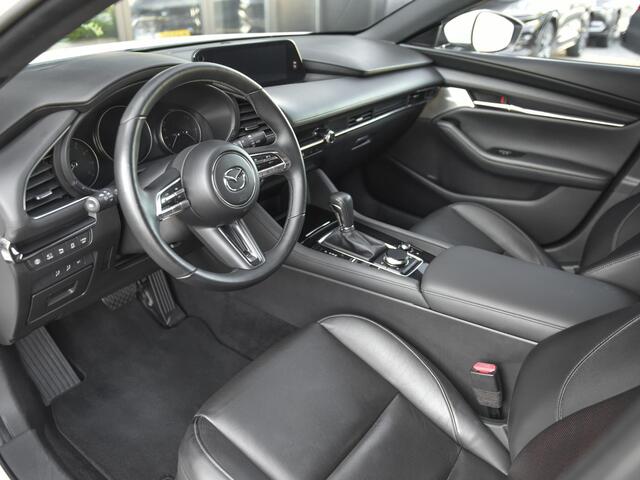 Mazda 3 2.0 e-SkyActiv-X M Hybrid 180 Luxury Leer Bose Navi Camera Trekhaak 18 inch