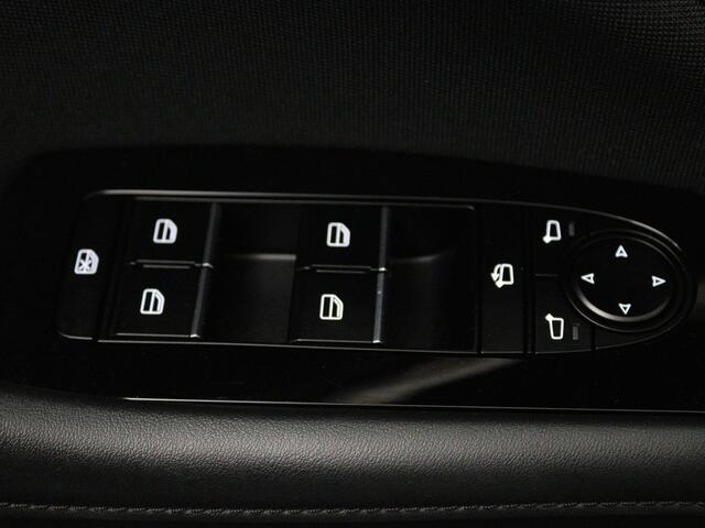 Mazda 3 2.0 e-SkyActiv-X M Hybrid 186 Exclusive-line automaat | BOSE | 360 camera | Trekhaak | .