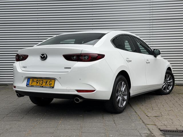 Mazda 3 2.0 e-SkyActiv-G M Hybrid 122 | Navigatie | PDC | Dealeronderhouden |