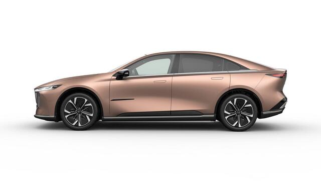Mazda 6 6e Takumi 68.8 kWh / Melting Copper / Warm Beige kunstleder