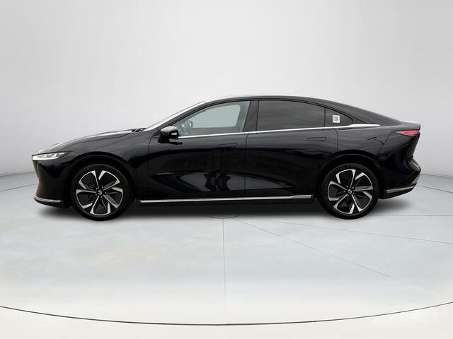 Mazda 6 6e Takumi Plus Long Range 80 kWh | Stoelverwarming/verkoeling | Stuurverwarming | Panoramadak | Adaptive cruise-control | Tan-nappa leder interieur | 360-Camera | SONY-premium audiosysteem |