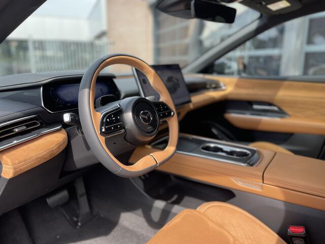 Mazda 6 6e Takumi Plus Long Range 80 kWh | NAVI | PANORAMADAK | 19 INCH LMV | 17% BIJTELLING WINTERPAKKET | 360 CAMERA | FULL LED